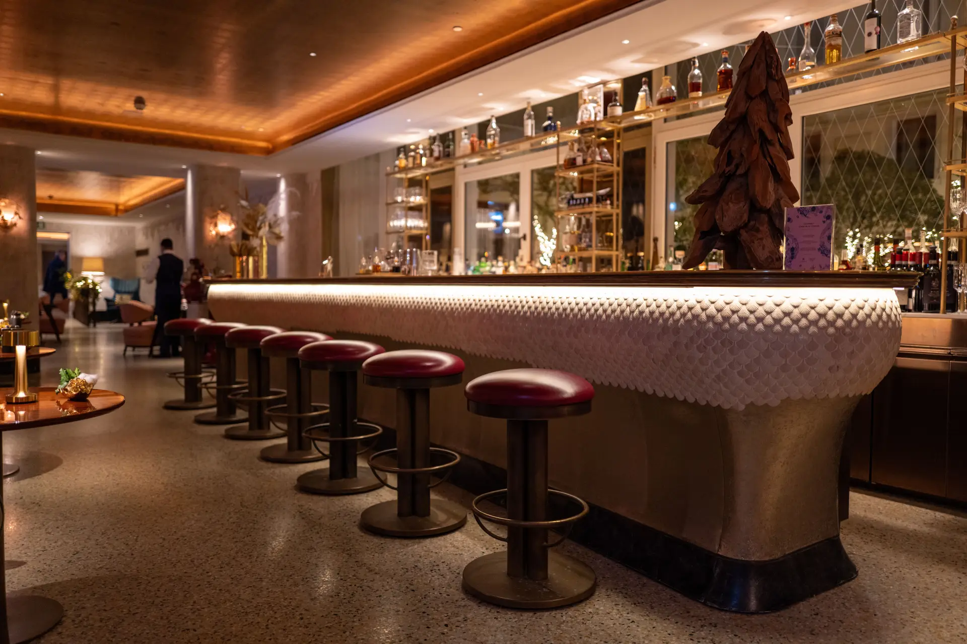 Lounge Detail